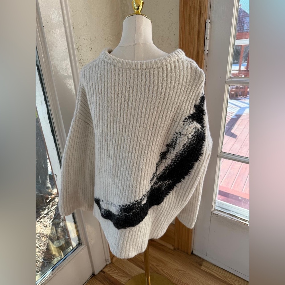 BANANA REPUBLIC Thick super warm sweater in excellent condition size M